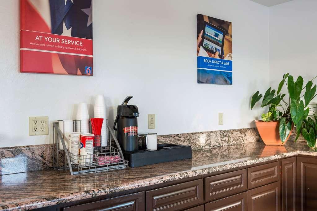 Motel 6-Wilsonville, Or - Portland Restaurant foto